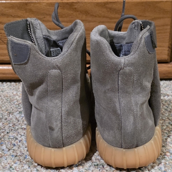 Adidas Yeezy Boost 750 'Grey Gum' BB1840 Size 10 - Picture 3 of 7